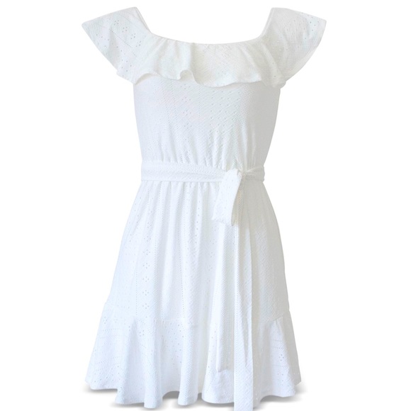 BCBG Dresses & Skirts - BCBG Off the shoulder flounced dress